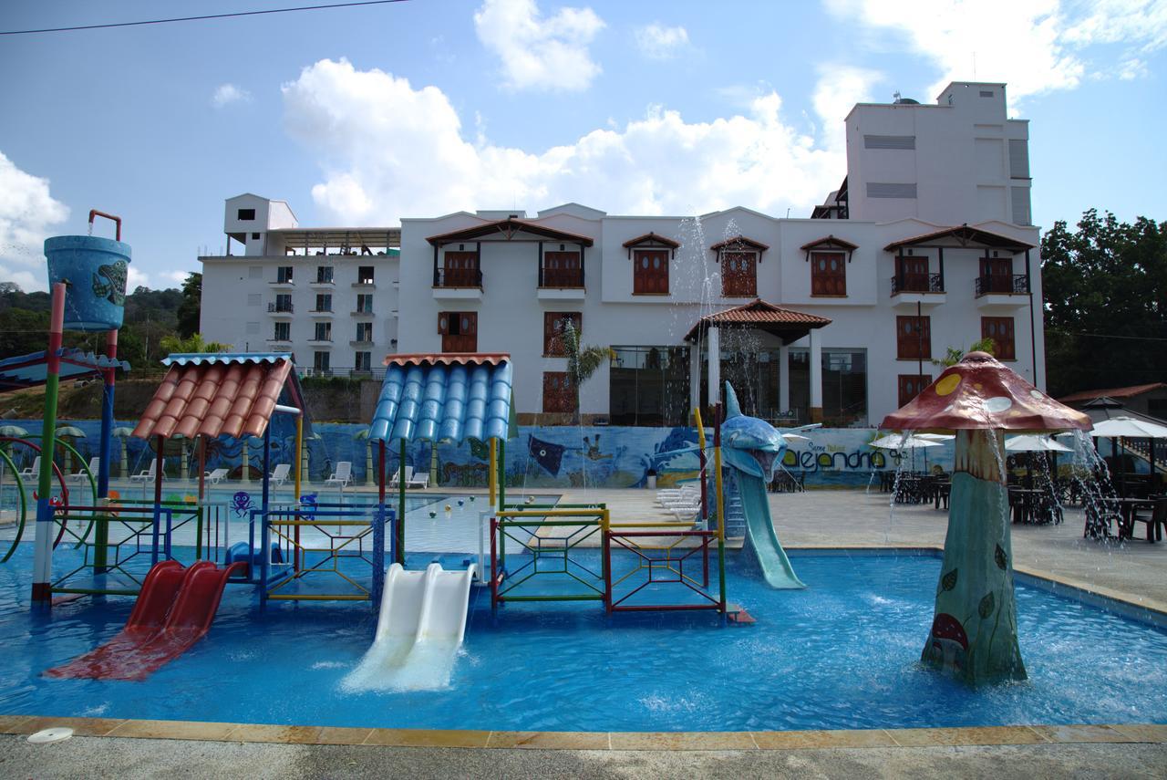 Hotel Majam'S Resort San Gil Exterior photo