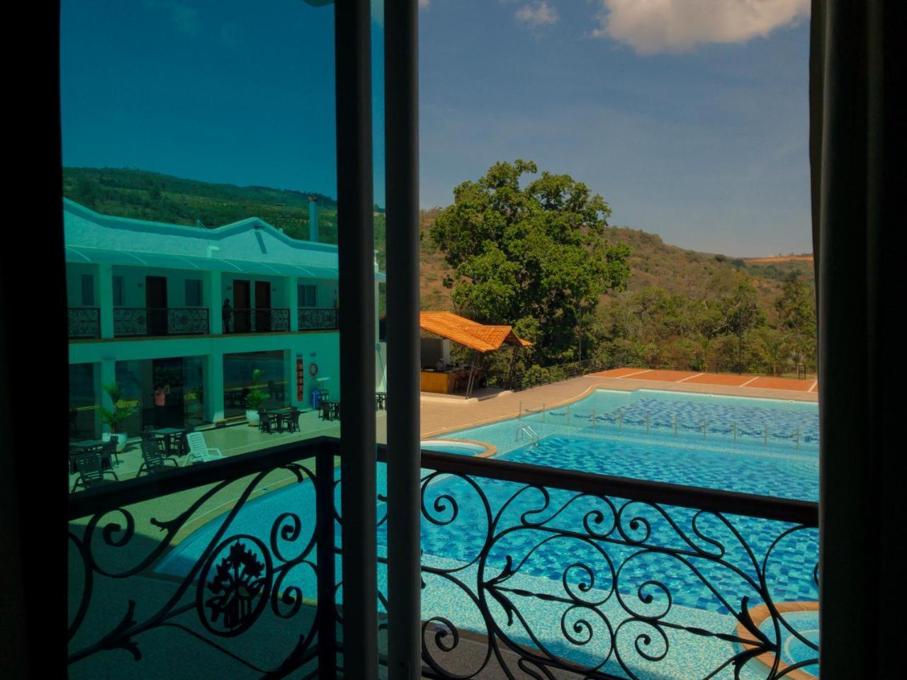 Hotel Majam'S Resort San Gil Exterior photo
