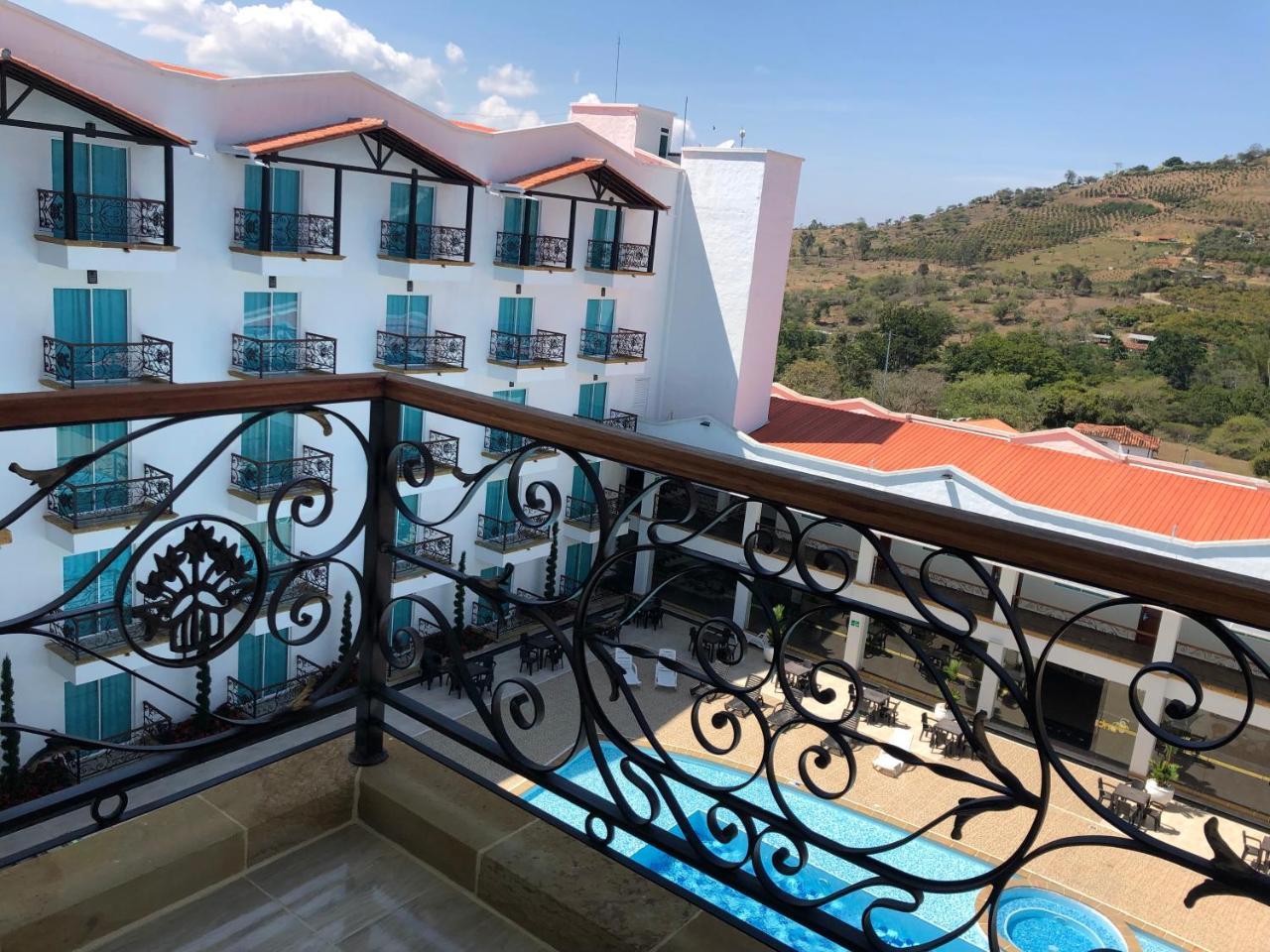 Hotel Majam'S Resort San Gil Exterior photo